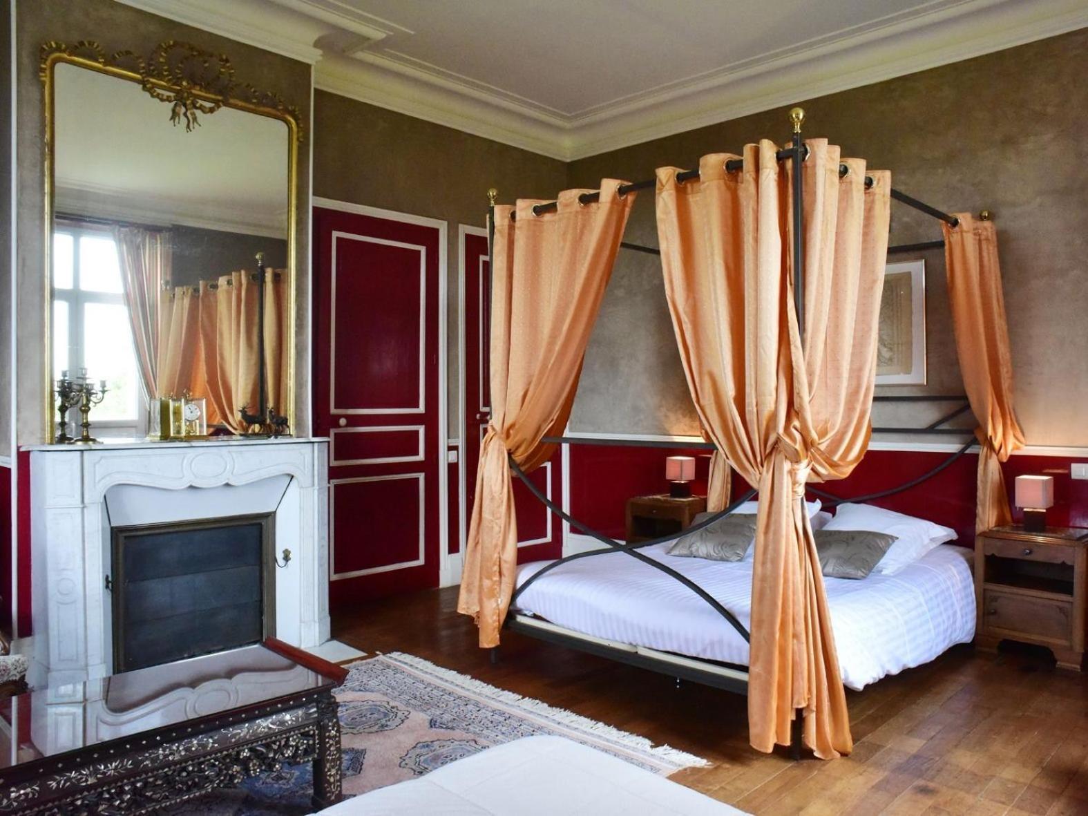 Chateau De Saint-Antoine Bonnac-la-Côte Pokoj fotografie